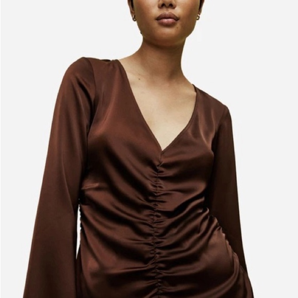 H&M Brown Satin Ruched Top
